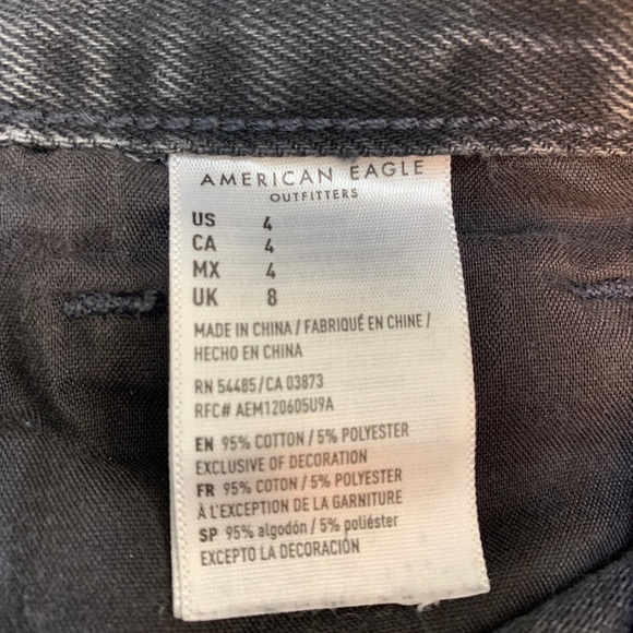 AE Stretch Denim Mom Short - Picture 4 of 4
